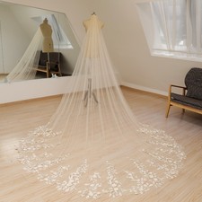 3-D Rose Flower Wedding Veil Handmade Bridal Veil Wedding Headpiece