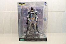 Batman Kotobukiya ARTFX+ DC 1/10 Scale Statue...