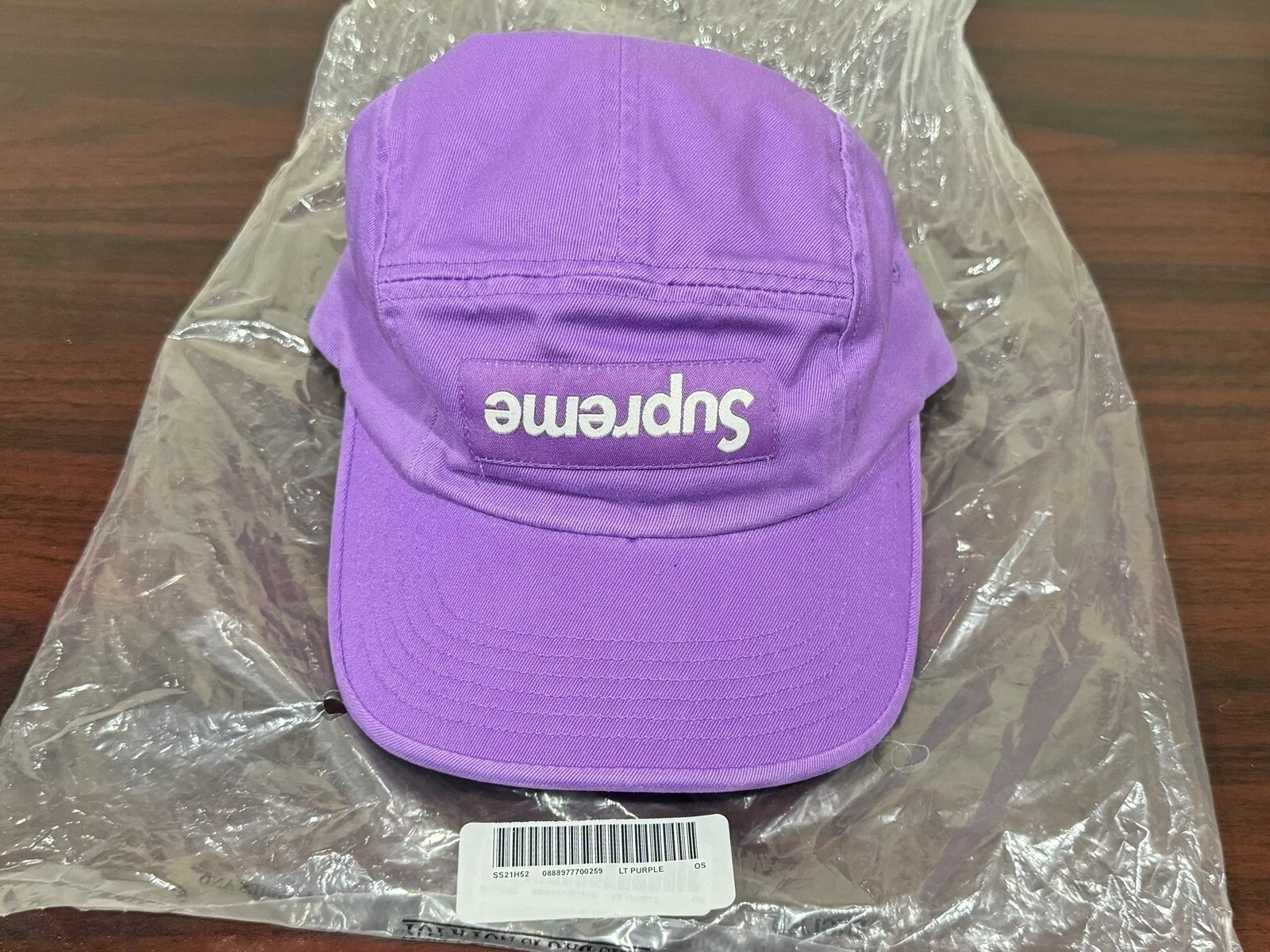 Casquette de camp en sergé lavé suprême 5 panneaux erreur d'impression échantillon à l'envers violet
