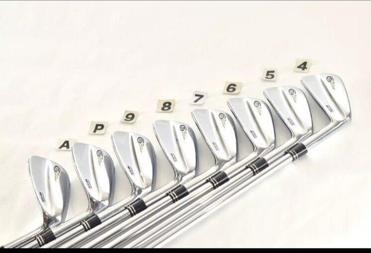 Miura Giken MB-5002 Forged 4-5-6-7-8-9-P-A RH Irons 8Pcs DG S200