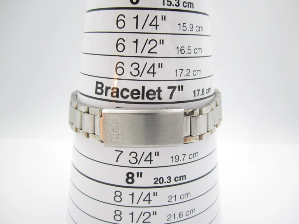 Reloj Mujer Q&Q Cuarzo WR Analógico 30mm Redondo (I54) "Batería Nueva" Foto 4 de 4