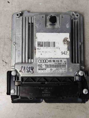 AUDI A6 4A2, C8 Motorsteuergerät ECU 03G906016HS 0.27 Diesel 2010 31940752