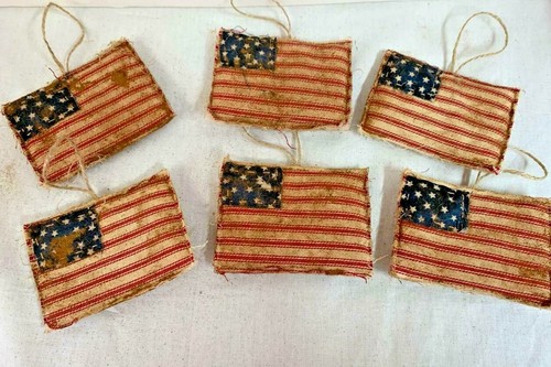 Patriotic/Flags/Tree Ornaments/Primitive/Farmhouse/ Set of 6/Grunged - 第 1/1 張圖片