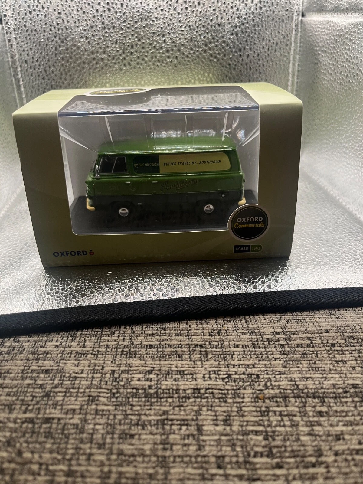 VANS Oxford Ford Thames 400E Southdown furgone di servizio 1:43