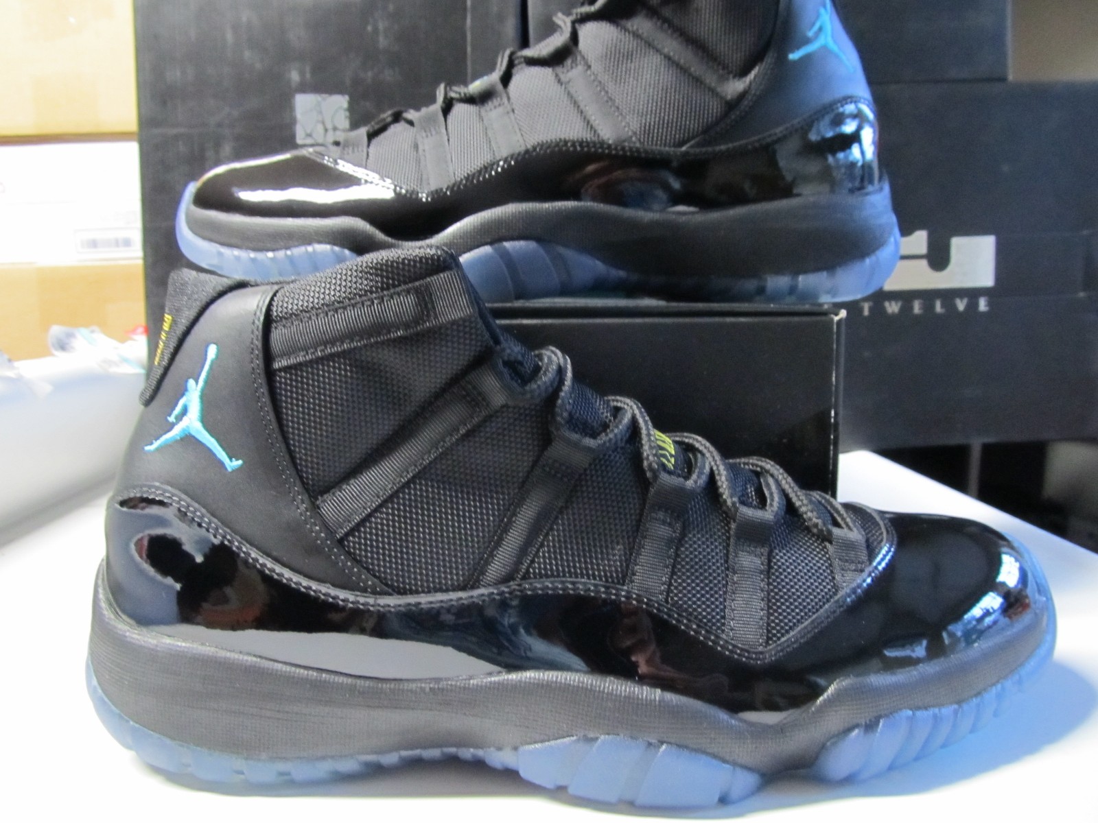 gamma black bred 11s