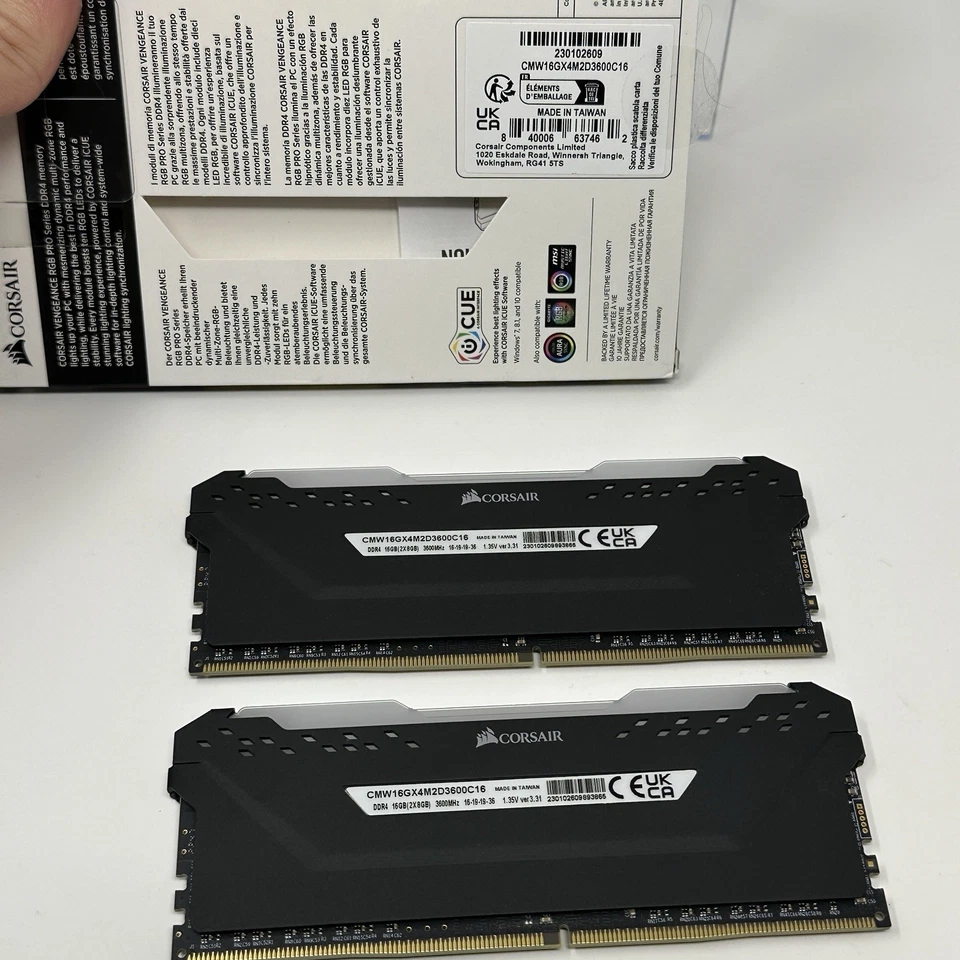 VENGEANCE RGB PRO 16GB (2 x 8GB) DDR4 DRAM 3600MHz CL16 Memory Kit — Black - Image 3 of 4
