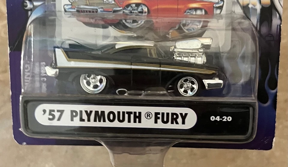 2005 Muscle Machines 04-20 '57 Plymouth Fury Black 1:64 Die-Cast - Image 2 of 4