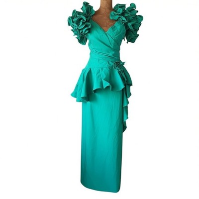 Vintage 80s Maximalist Formal Gown Green Ruffle Shoulder Union Made Size 8 Dress | eBay Vintage 80s Maximalist Formal Gown Green Ruffle Shoulder Union Made Size 8 Dress | eBay