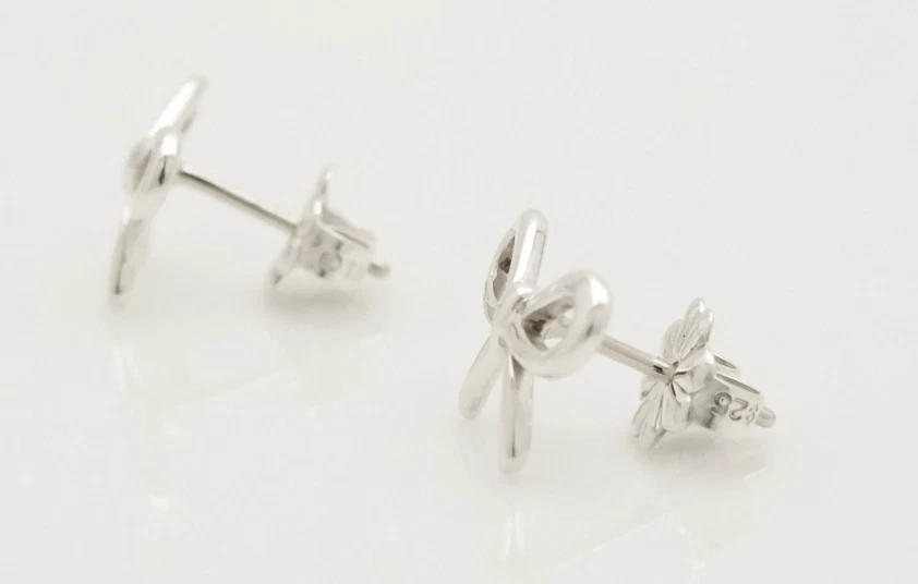 TIFFANY & Co. Schleife Band Ohrstecker Silber925 Accessoire