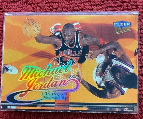 Michael Jordan 1999 Fleer Ultra Card #85. Chicago Bulls