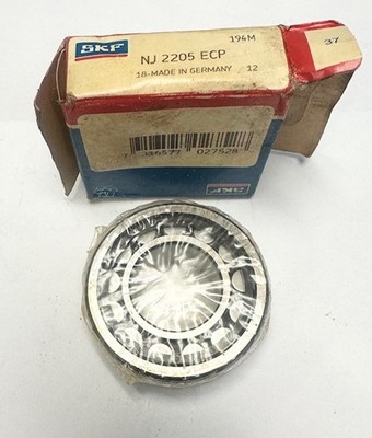 SKF, NJ2205 ECP, Cylindrical Roller Bearing, 25x52x18mm