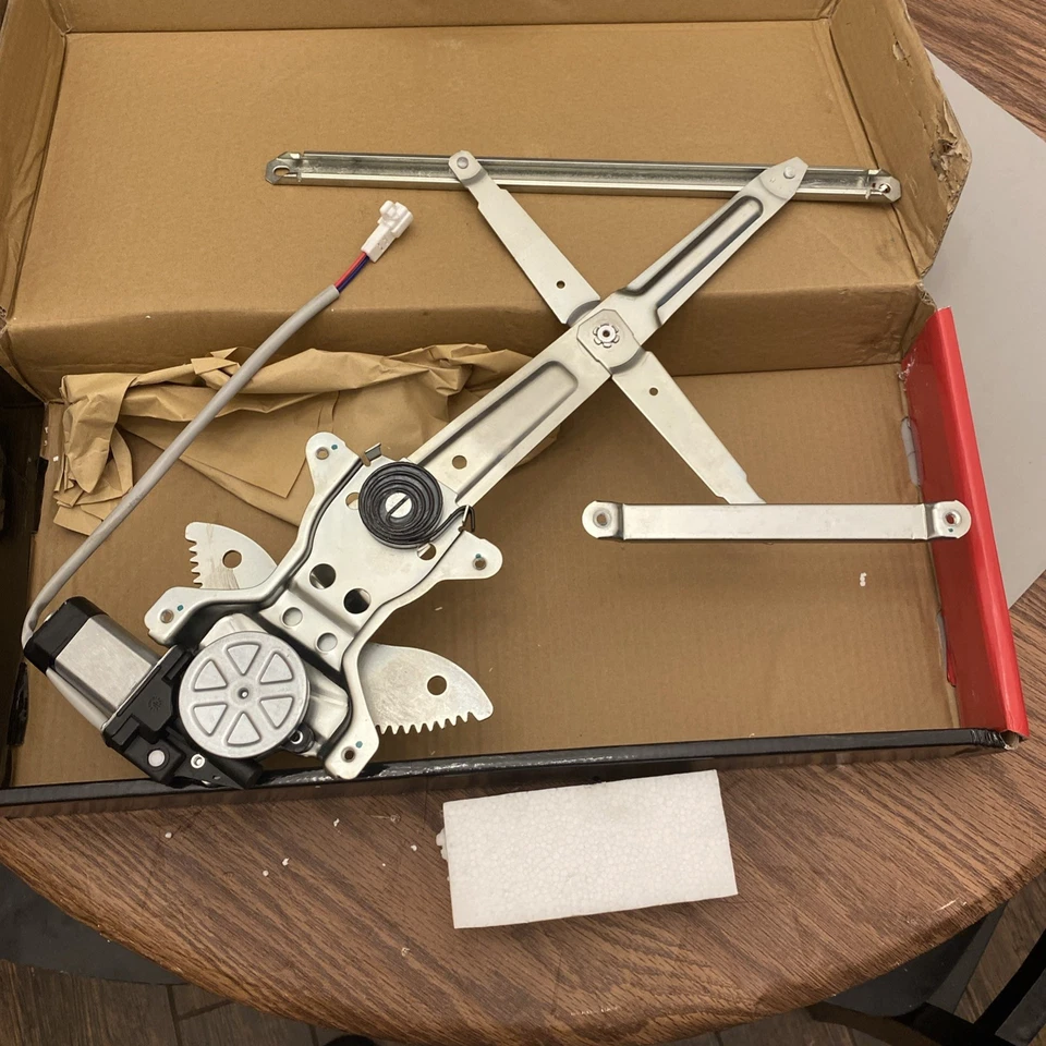 A-Premium 车窗调节器带电机前部适用于丰田坦德拉 2000 - 2006 驾驶室皮卡 — 第 4/4 张图片