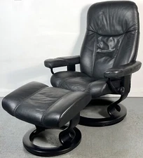 Ekornes Stressless Black Leather Medium CONSUL Swivel Recliner Chair & Ottoman