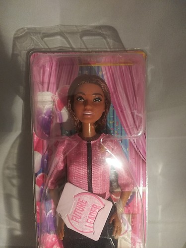 Barbie Presidential Candidate Doll with Dark Brown Hair Toy Pink top 2024 - Picture 2 of 4