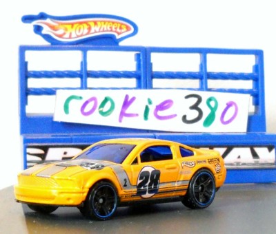 LOOSE 2012 Hot Wheels CODE CARS #231 * '07 FORD SHELBY GT-500 * YELLOW ...