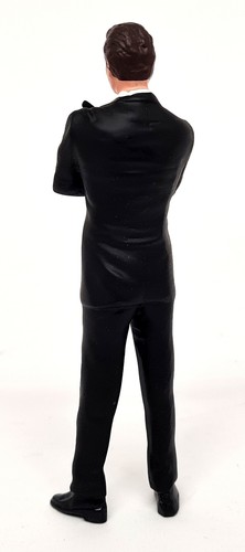 KK 1/18 - James Bond 007 Roger Moore Polyresin figure model Car display - Picture 6 of 6