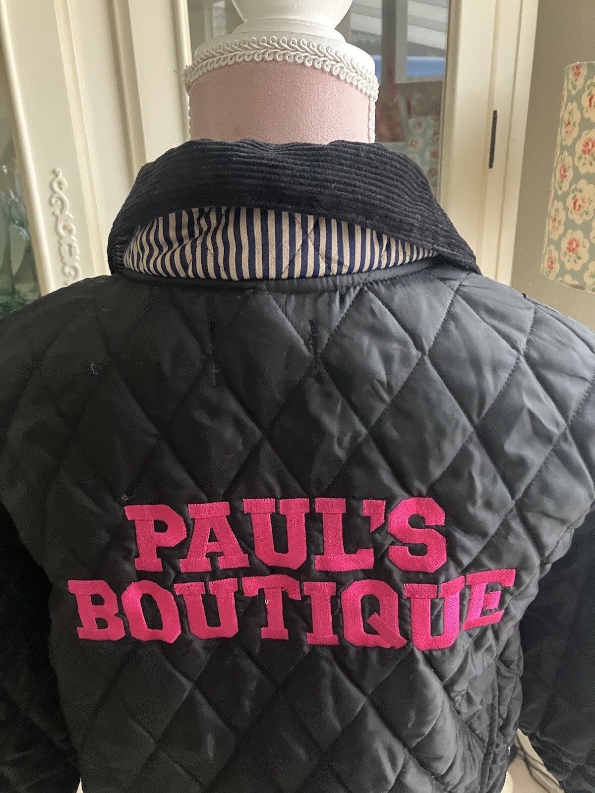 🌸PAULS BOUTIQUE 16 BLACK quilted jacket coat BRIGHT PINK LOGO EXCELLENT