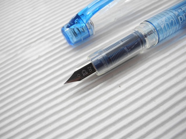 0.2 mm fountain pen