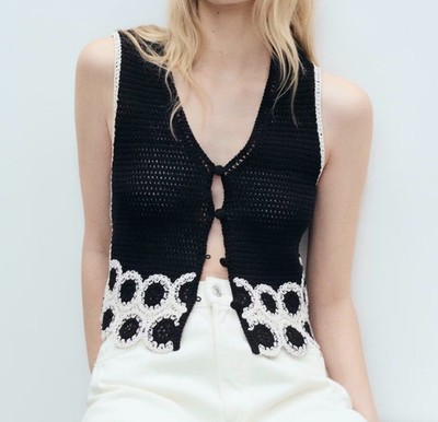 NWT Mango MNG Crochet waiscoat circles print V neck Sleeveless Button front Sz S