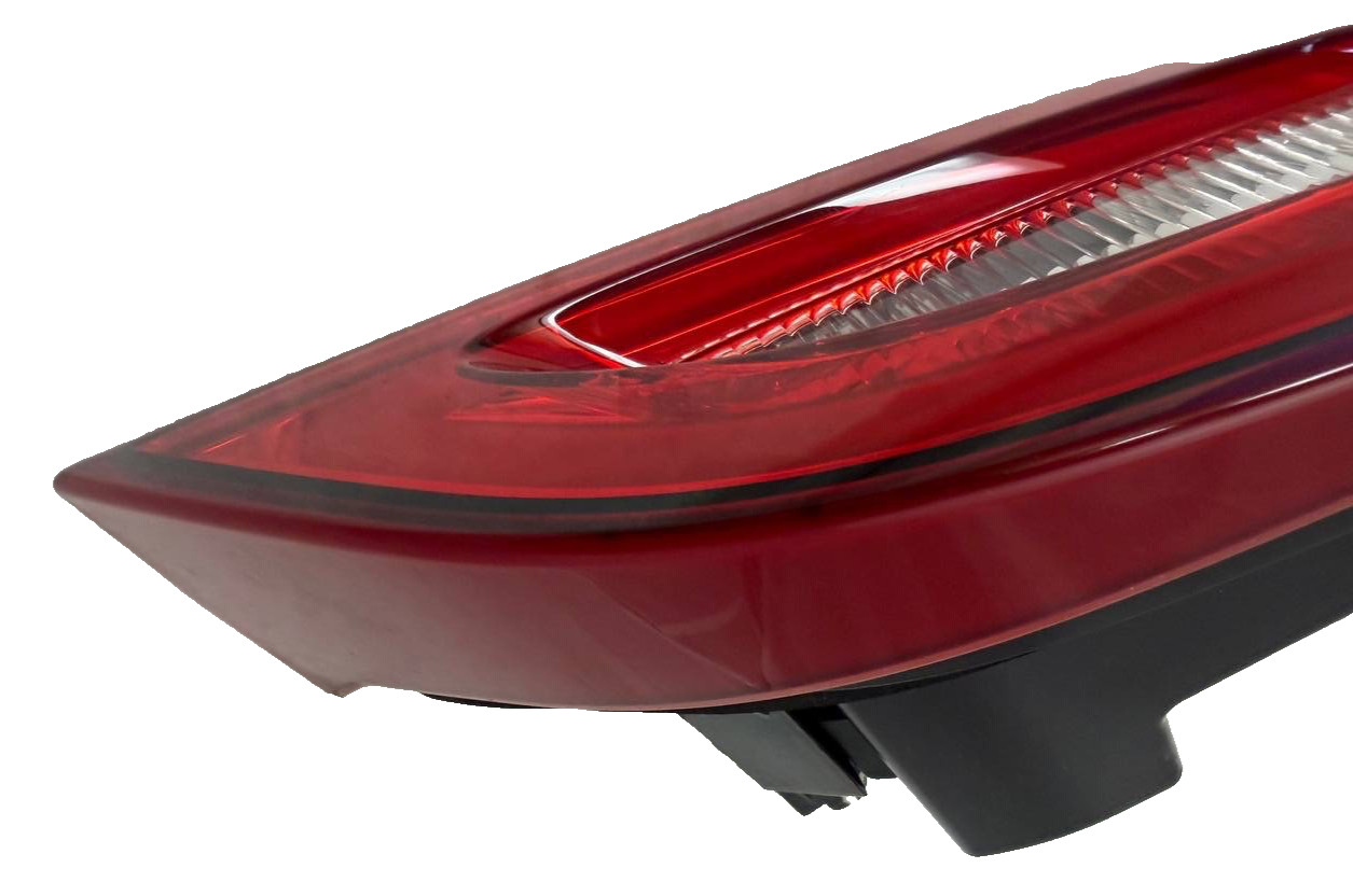 2014-2020 Maserati Quattroporte S RH Right Passenger INNER Taillight 670009228