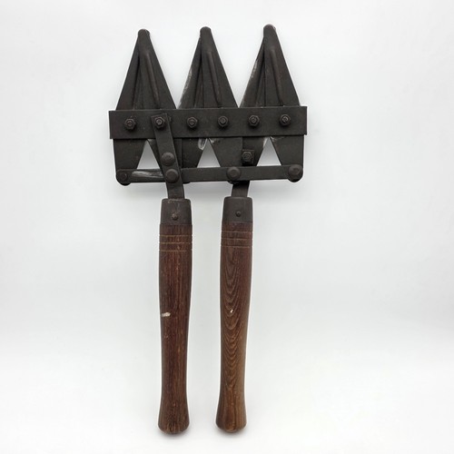 Vintage Antique Three Head Hedge Trimmer Shears Not Branded Amazing Condition