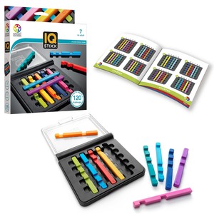 SmartGames Display 12 Pezzi | Giochi IQ Fit E IQ Stars | Puzzle Logici 120 Sfide Per 1 Giocatore | 6+ E 8+ Anni