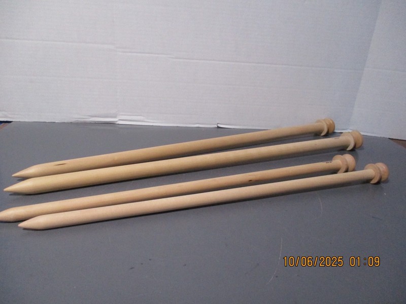 2 PAIRS OF BIG STITCH WOOD KNITTING NEEDLES