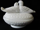 Vintage Westmoreland LOVE BIRDS  Covered  Dish White Milk Glass  Doves on Nest