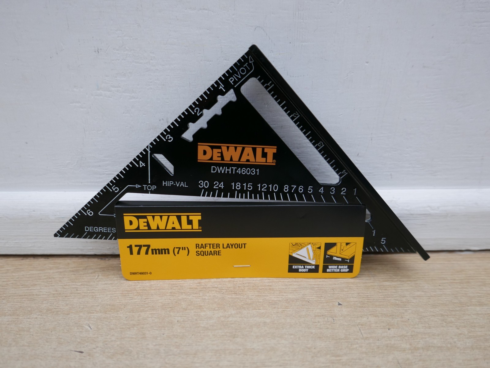 dewalt dwht46031-0 177MM 7"" rafter layout roofing square