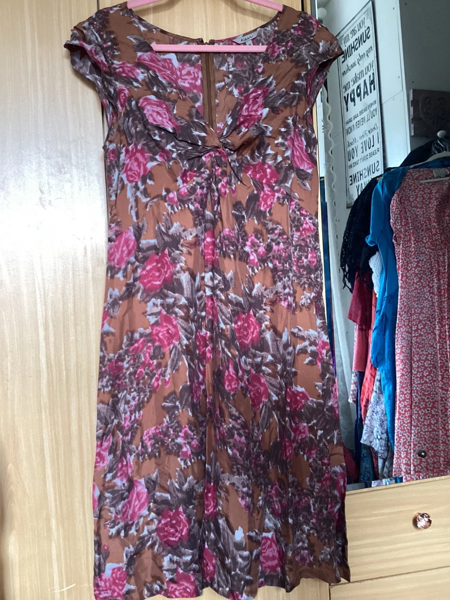 kew silk dress The Kew Dress A fun cloqu dress in the most gorgeous fruity pink Fully lined in pure silk with a sumptuous Whats not to love ? THE best star