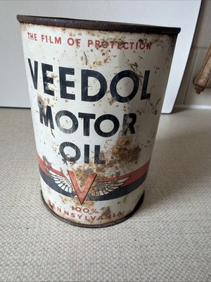 Vintage Veedol Motor Oil Can 100% Pennsylvania Quart Can Empty