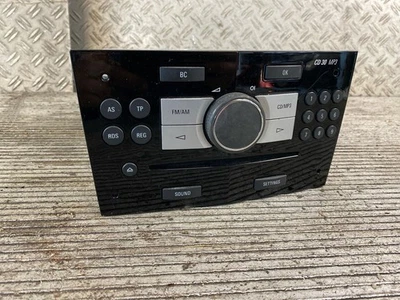 81103 Radio OPEL Astra H Twintop 13255555 - Bild 1 von 4
