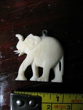 CARVED    ELEPHANT PENDANT VINTAGE  ORIGINAL  NICE