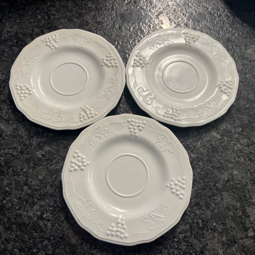 Milk Glass Vintage Harvest Pattern Saucers Set Of 3 EUC