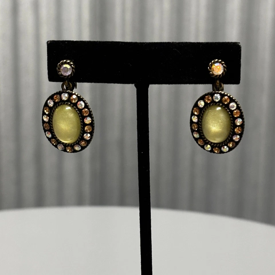 Pendientes de clip Avon para mujer amarillo estrás cabujón joyería firmada vintage Foto 4 de 4