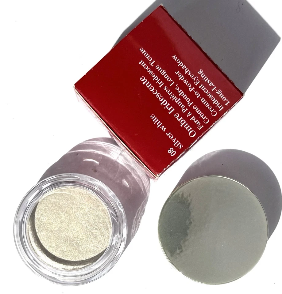 Clarins Ombre Iridescente Cream-to-Powder Iridescent Eyeshadow 09 Silver Rose 7g - Bild 2 von 4