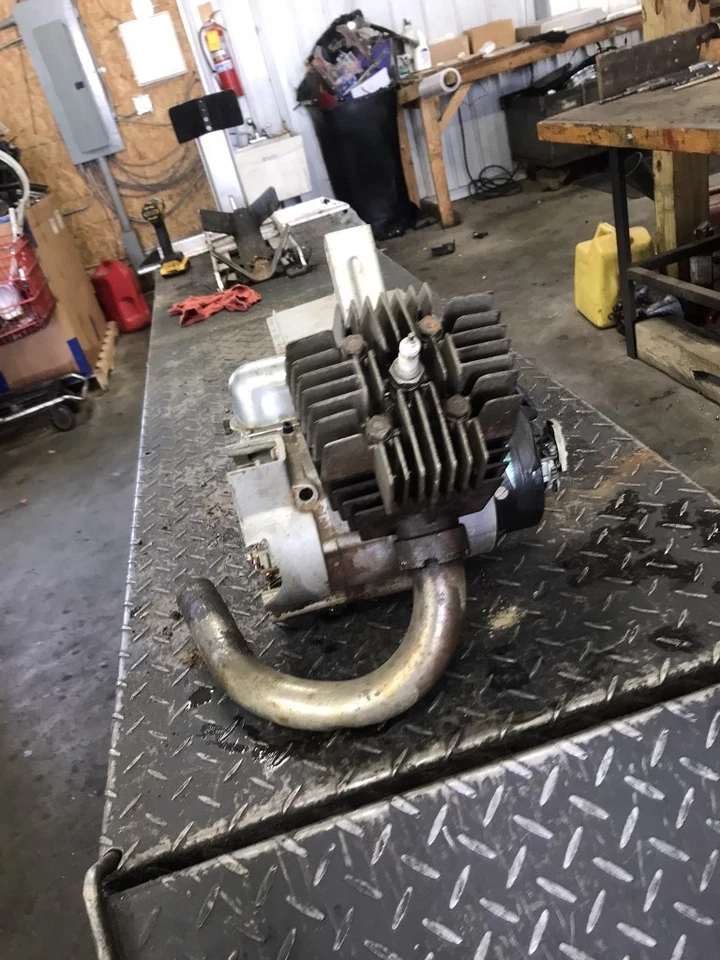 Motor Yamaha YA6 125 64 Santa Barbara  Foto 3 de 4