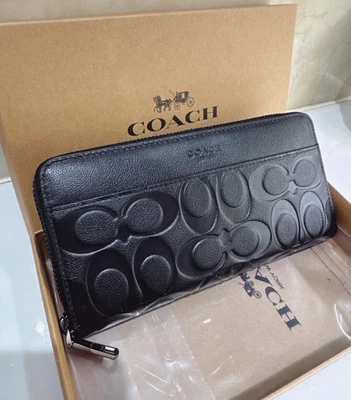 NEW Coach Embossed Signature Black Leather Long Accordion Zip Wallet