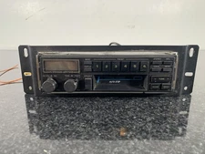 Vintage MAGNADYNE PLL Synthesized  Tuner Cassette Player Radio Model m4085