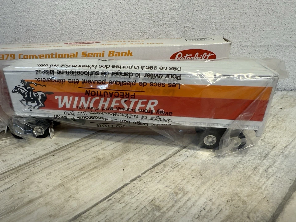 Winchester Peterbilt 379 Semi Truck Bank Die Cast New In Box 1994 - Image 3 of 4