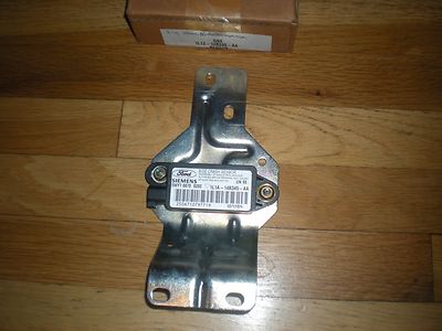 NEW OEM 2001 2002 FORD EXPEDITION SIDE IMPACT SENSOR RH
