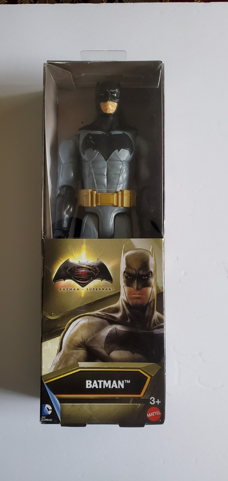 Batman v Superman: Dawn of Justice Batman Figure, 12