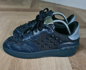 mens valentino trainers blue