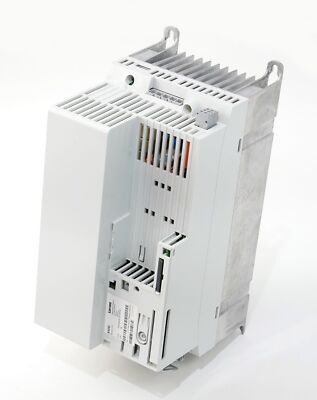 Lenze Base Unit 8400 E84ABBNE3024SN0 HW: 2B -unused-