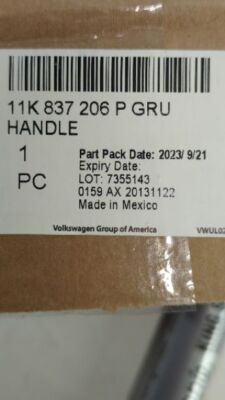 New OEM Genuine VW Outer Door Handle 2022-2024 ID.4 11K837206PGRU