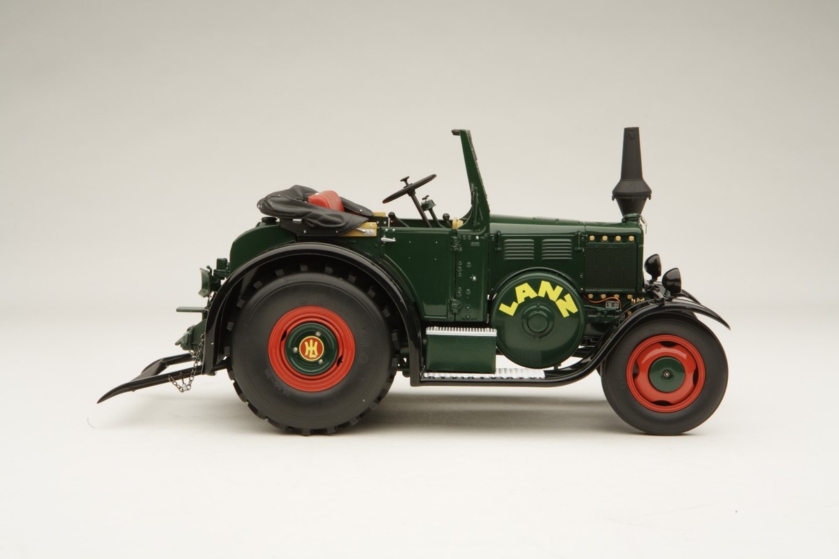 Schuco / Lanz Eilbulldog Farming Tractor / Open Cabin / 1:18
