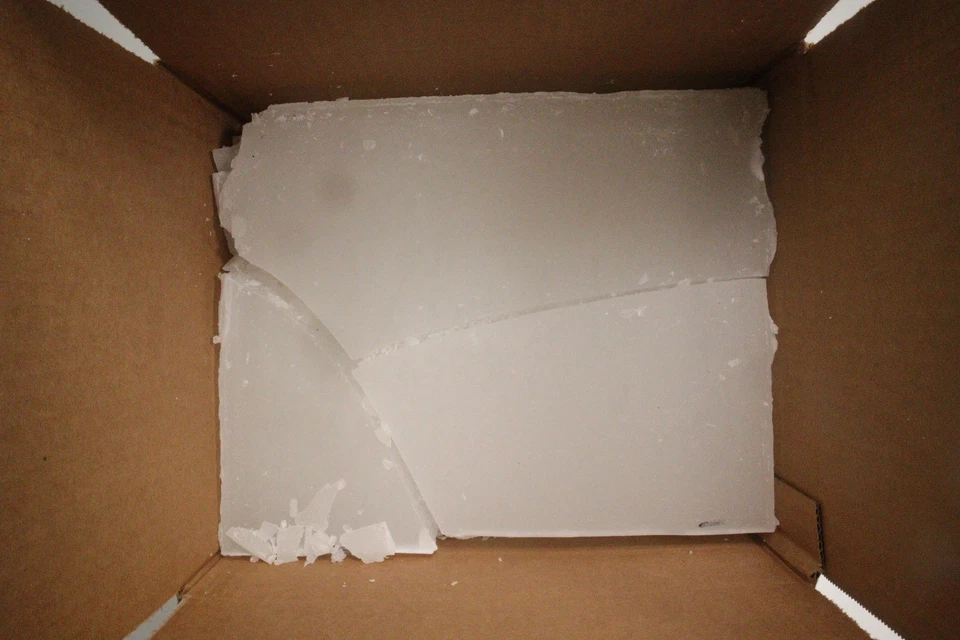 19 Lbs. PARAFFLEX® 4625A Unsented Candle Wax HM550 - Image 2 of 4