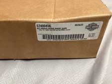 NEW GENUINE HARLEY DAVIDSON 57400456 KIT WINDSHIELD UPPER SHORT DARK ^