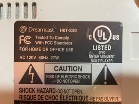 SEGA Dreamcast HKT-3020 Console, Controller w/ VMU & 2 Empty Game Cases Untested
