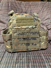 Linderhof Taktik LT025/V. Plattentr&auml;ger modular 5 Fleck Tarndruck